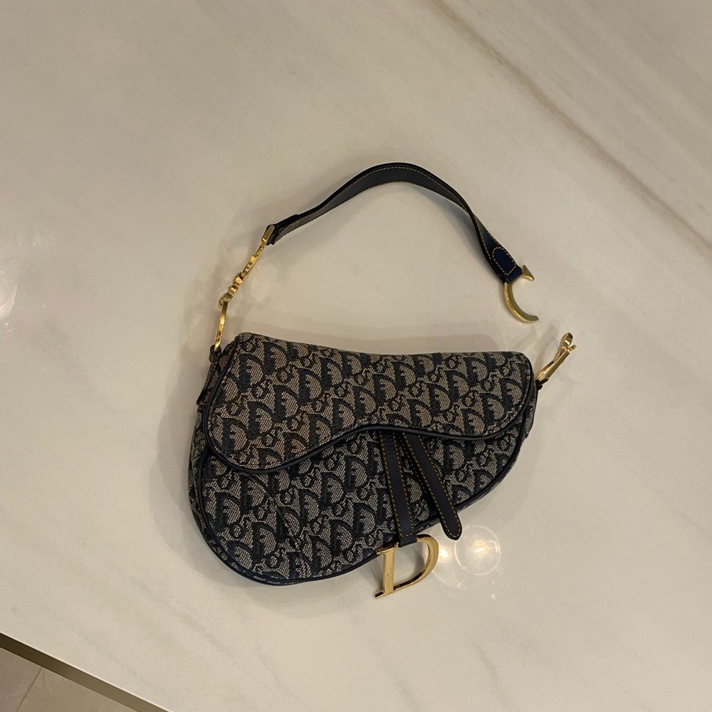 AUTHENTIC vintage Dior Saddlebag. Circa 2001